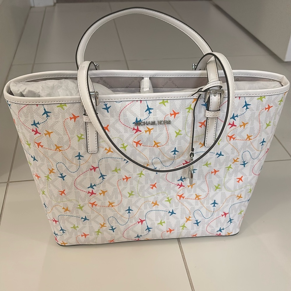 Michael Kors EXTREMELY RARE Jet Set White Multi Color Airplane Tote
